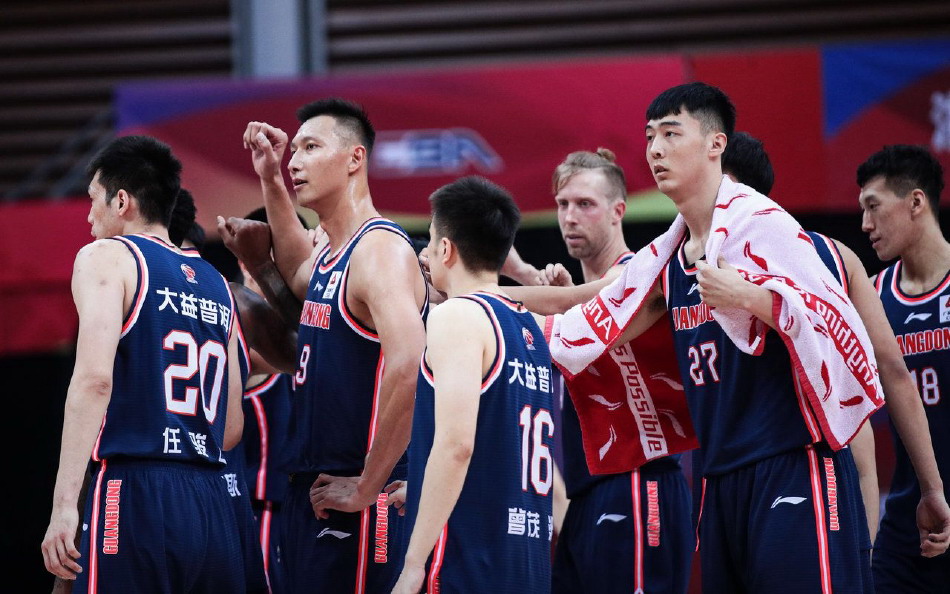 关于集结日斯图加特调整名单以备CBA常规赛，复出首秀环节打磨，话题不断，纪律约束更严格的信息