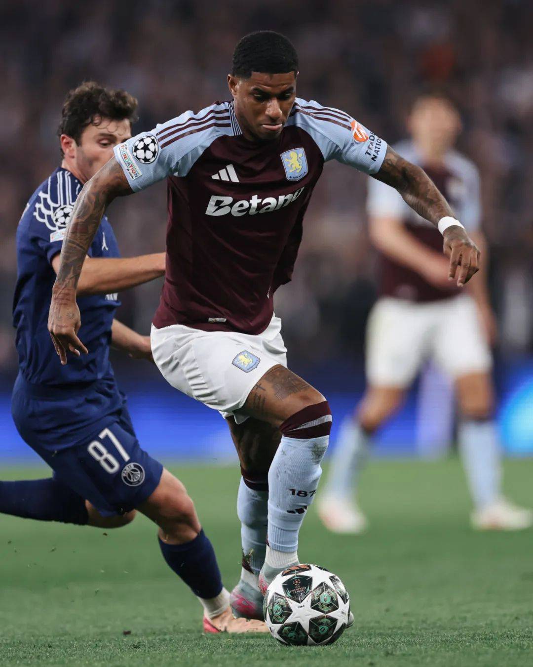 今夜阿斯顿维拉备战西甲；强势反弹细节曝光；更衣室稳定；赛程密集仍需轮换(曼城vs阿斯顿维拉回放)