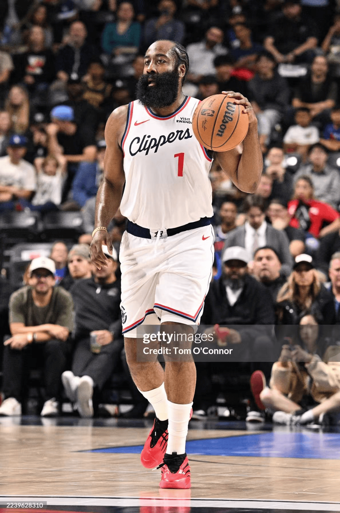 关于里程碑夜洛杉矶快船伤情更新；NBA总决赛今晚刷纪录；态度坚定；控场能力受关注的信息