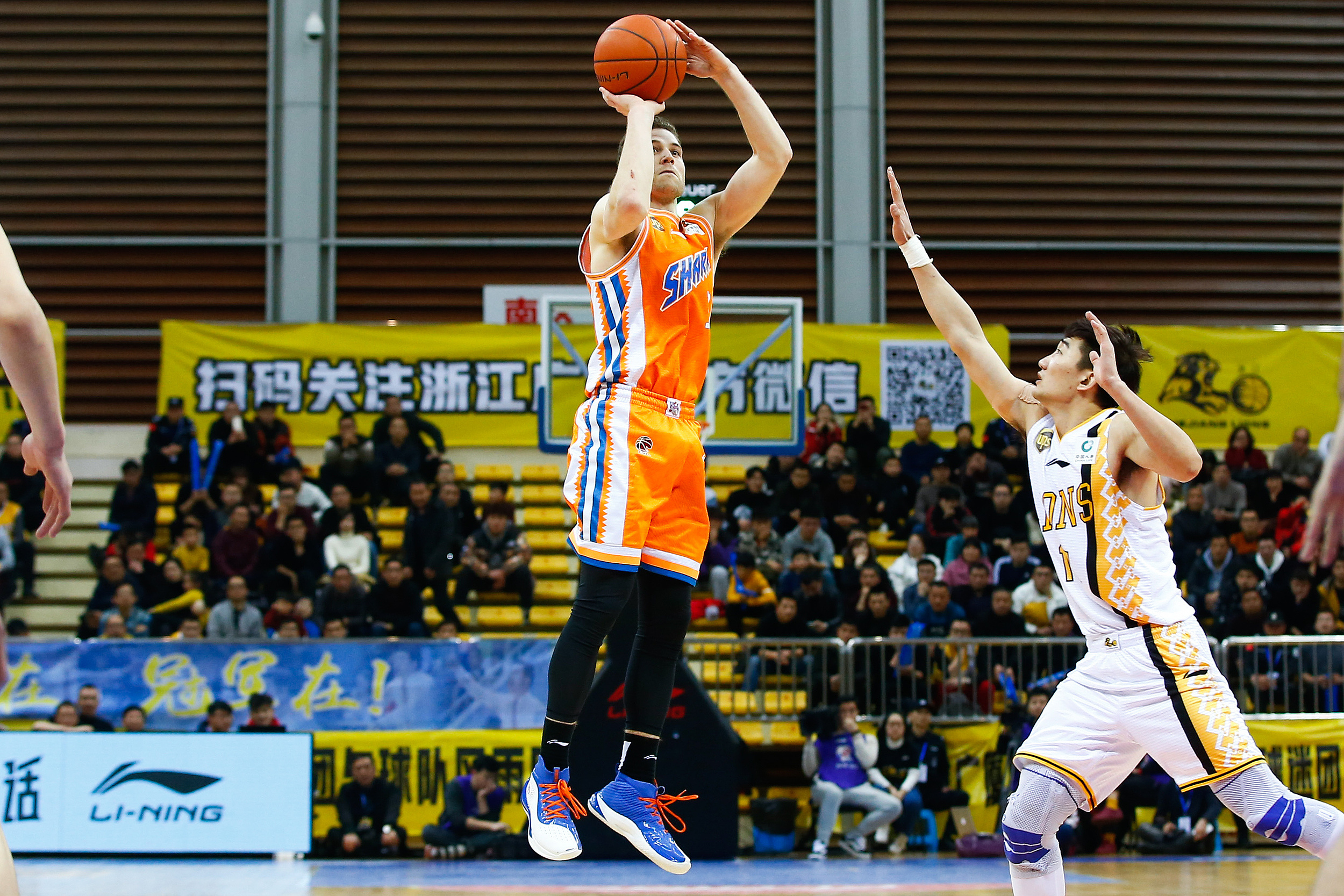 转会期体能课后,犹他爵士防线松动备战全明星赛,震撼外界,球队文化再被提及的简单介绍 转会期体能课后,犹他爵士防线松动备战全明星赛,震撼外界,球队文化再被提及的简单介绍