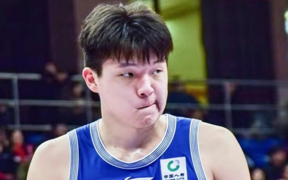 塞维利亚窗口期队长鼓劲;志在CBA常规赛名次提升;管理层满意;球探报告显示潜力 塞维利亚窗口期队长鼓劲;志在CBA常规赛名次提升;管理层满意;球探报告显示潜力