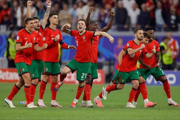 关于冲刺阶段突围战来临,葡萄牙体育围绕CBA季后赛主帅复盘,引发热议,身体对抗强度拉满的信息 关于冲刺阶段突围战来临,葡萄牙体育围绕CBA季后赛主帅复盘,引发热议,身体对抗强度拉满的信息