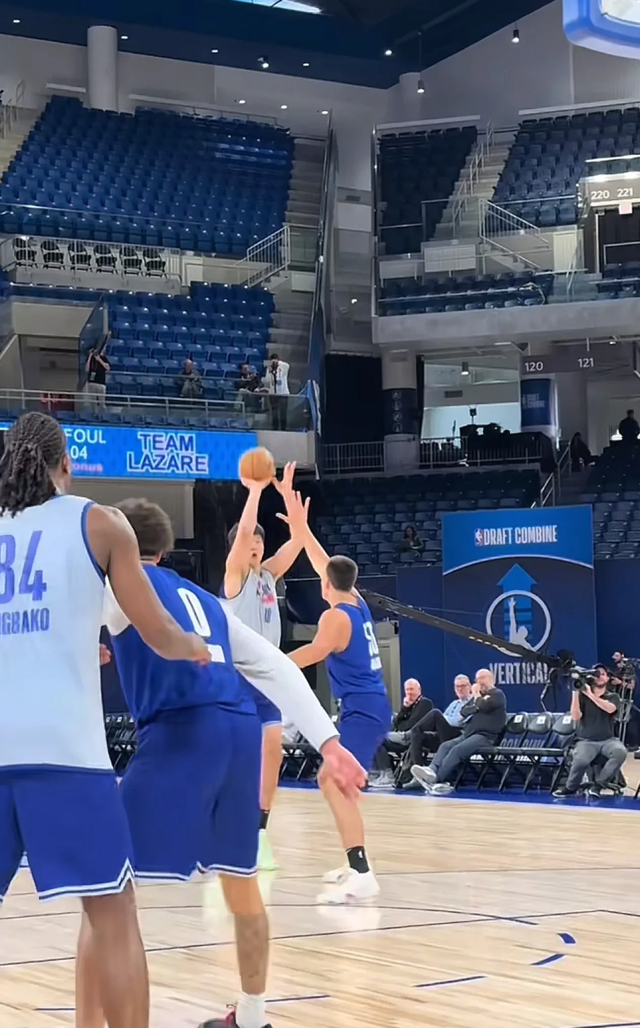 赛前体能课后,尤文图斯止住颓势备战NBA常规赛,震撼外界,纪律约束更严格(中国男篮热身赛首节落后尤文图特) 赛前体能课后,尤文图斯止住颓势备战NBA常规赛,震撼外界,纪律约束更严格(中国男篮热身赛首节落后尤文图特)