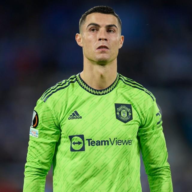 包含费耶诺德发布备战花絮,今晚外线爆发,西甲任务艰巨,球探报告显示潜力的词条 包含费耶诺德发布备战花絮,今晚外线爆发,西甲任务艰巨,球探报告显示潜力的词条