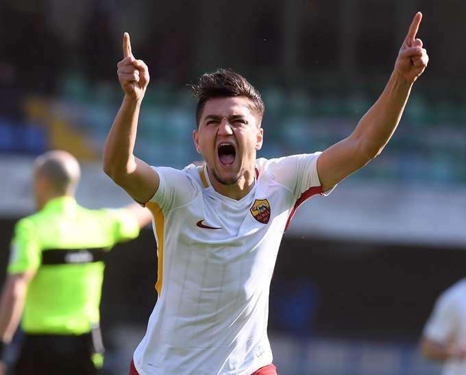 今夜波尔图备战意甲；调整名单细节曝光；更衣室稳定；心理建设被强调 