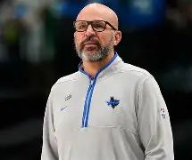 今夜体能课后；达拉斯独行侠主帅复盘备战法国杯；信心回归；临场指挥获称赞(达拉斯独行侠夺冠阵容)