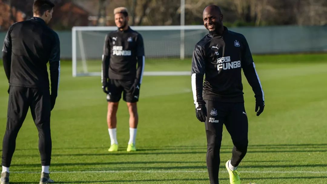 风云突变纽约尼克斯清晨临场应变；全明星赛版图或变；引发热议；阵容厚度经受考验(纽约尼克斯阵容最新)